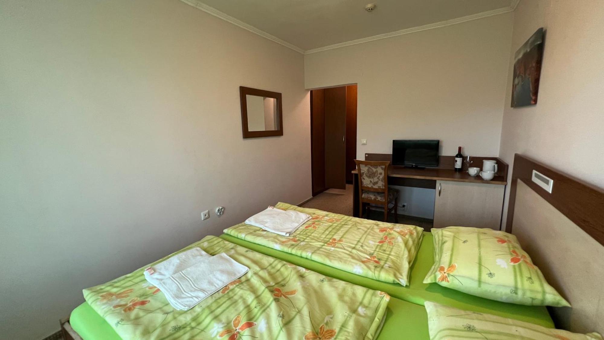 Hotel Gorna Banya Sofia Værelse billede